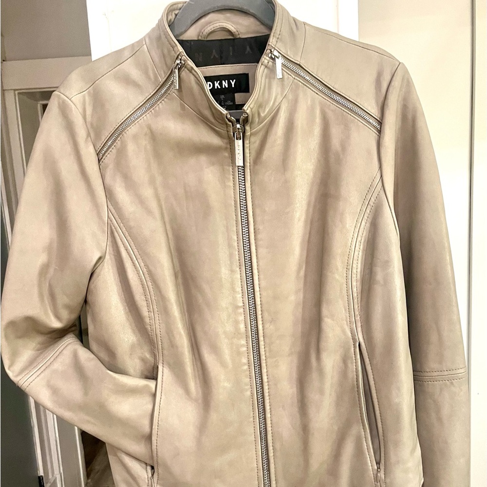 DKNY WOMEN’S (L) Calf Leather Moto jacket